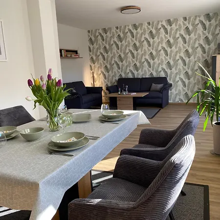 Semesterbostad Sonnenblick *